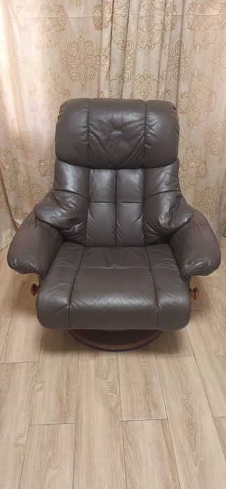 Крісла кожані з Німеччини