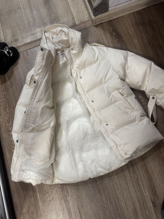 Пуховик удленений ,закрывает попу от хоолода.р 42-44