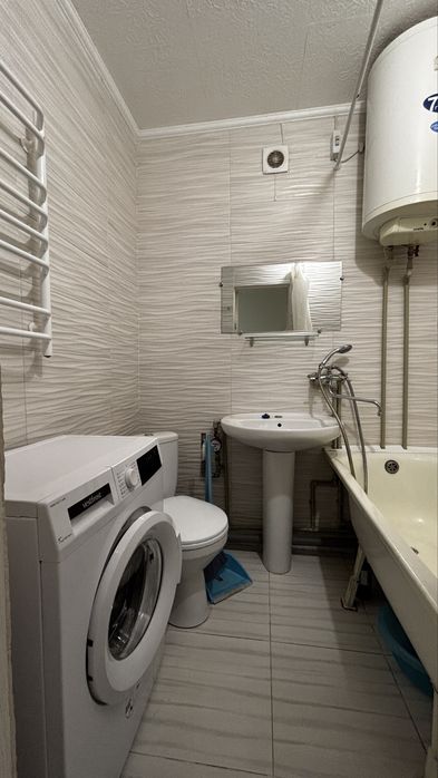 1 кімнатна на 101м/Епіцентр з меблями та технікою