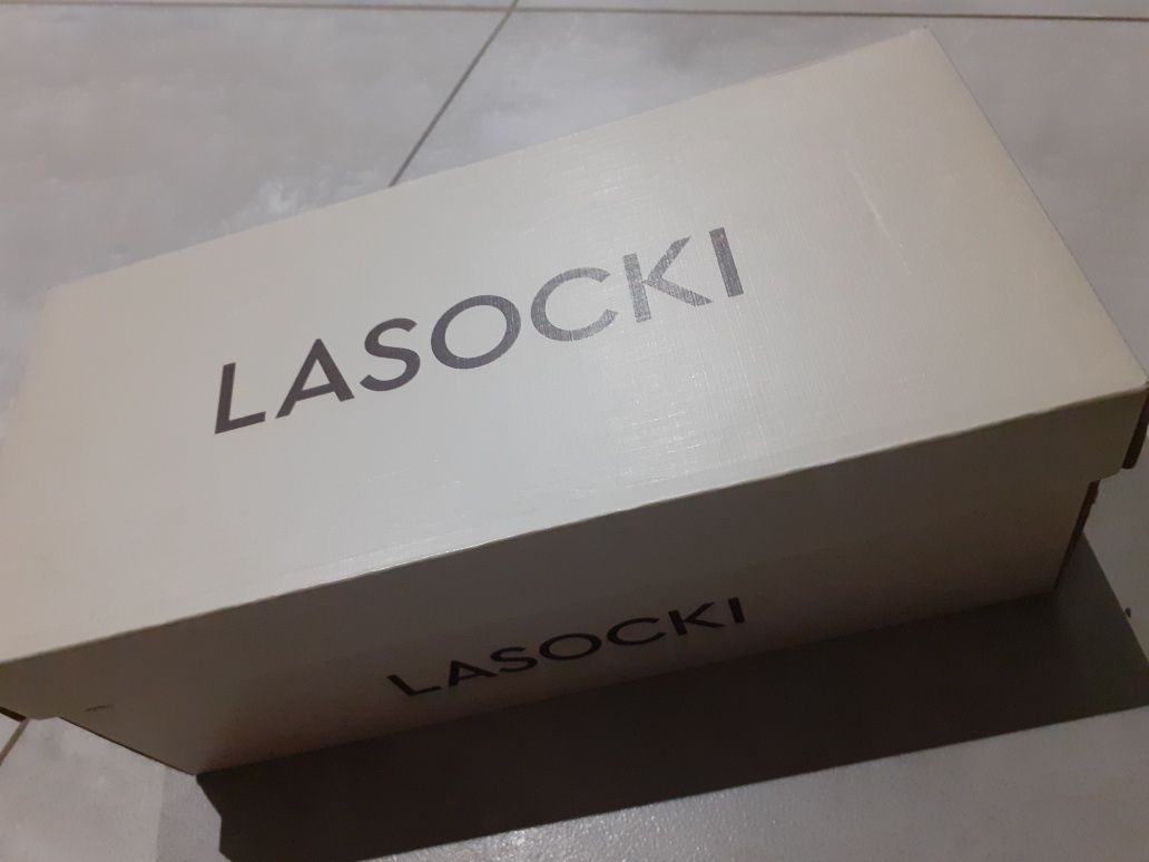 Buty skórzane firmy Lasocki