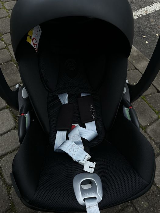 Автокрісло Cybex Cloud T Plus i-Size  колір  Sepia Black на гарантії