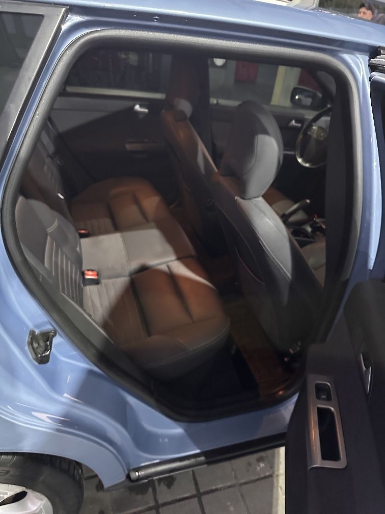 Volvo v50 2.0tdi