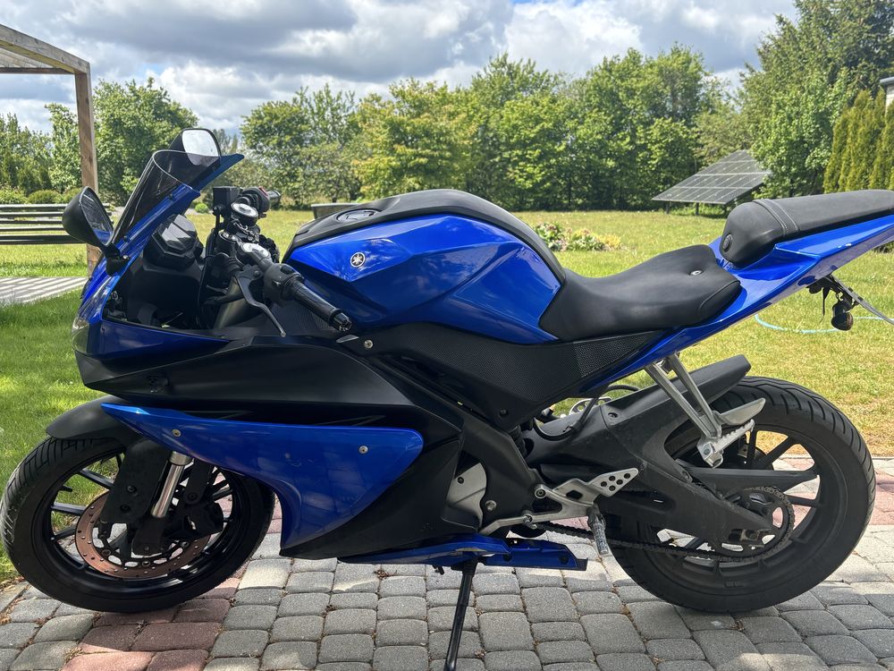 Yamaha YZF R125.