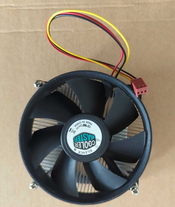 Prawie komputer Gigabyte GA-Z68XP-UD3 + Xeon E3-1220 + 3 GB + zasilacz