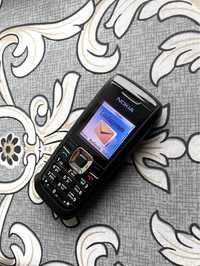 Телефон Nokia 2610