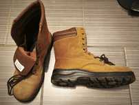 Buty robocze wysokie (dla piaskarzy). rozm. 43. (2 pary)