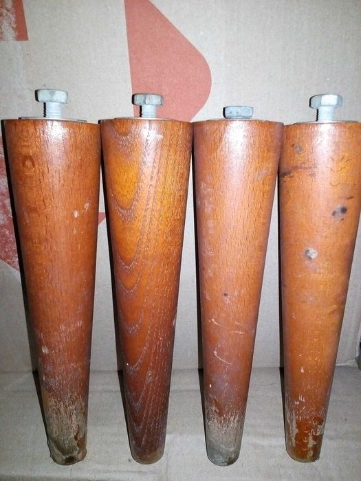 ножки 202 mm 4 шт. мебельные деревянные. СССР.  для мебели
