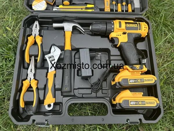 Шурупокрут ударний DeWALT DCD791 (24V, 6AH) з набором інструментів