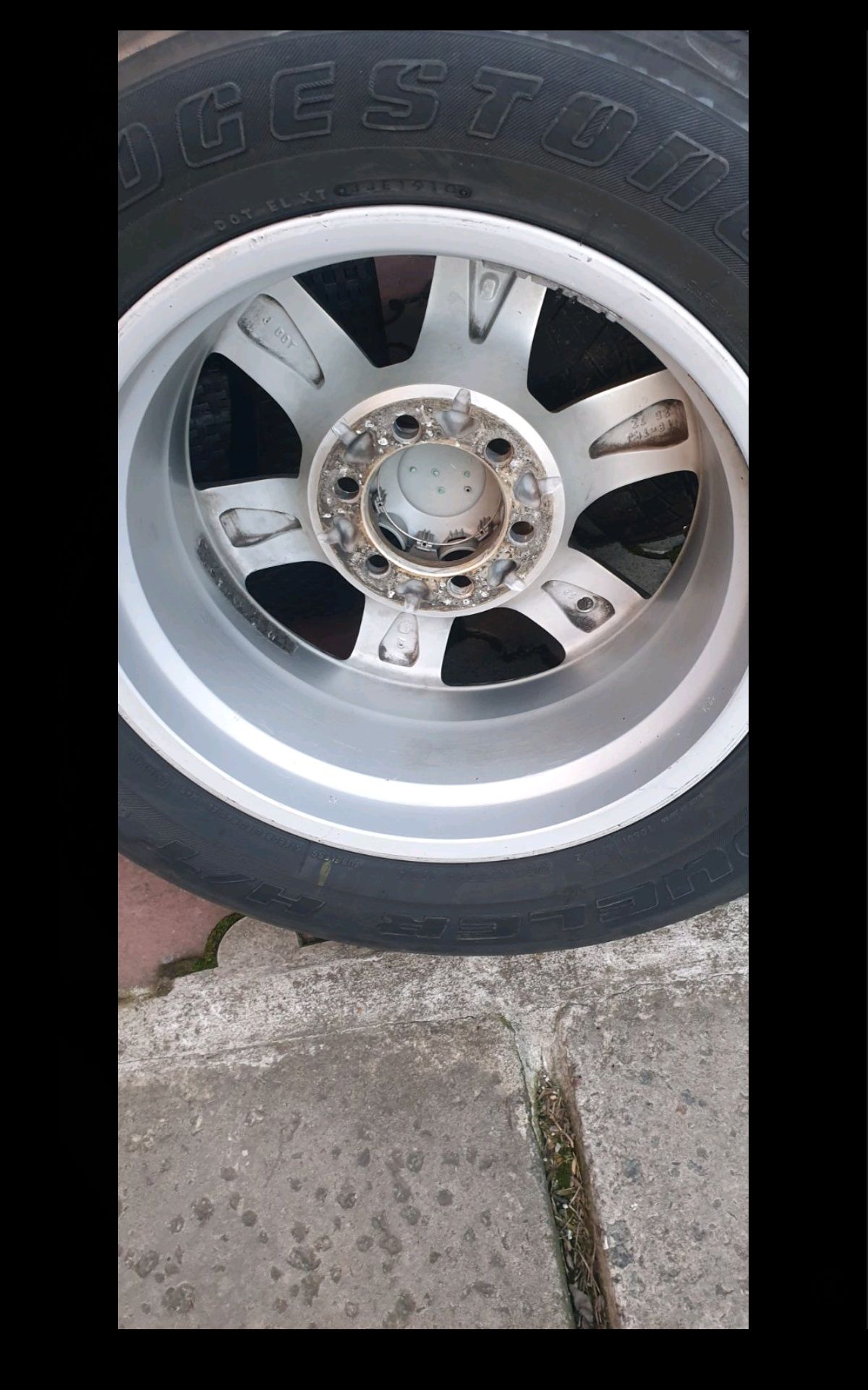 Lexus два диски R18 з резиною 265/60/18  110H