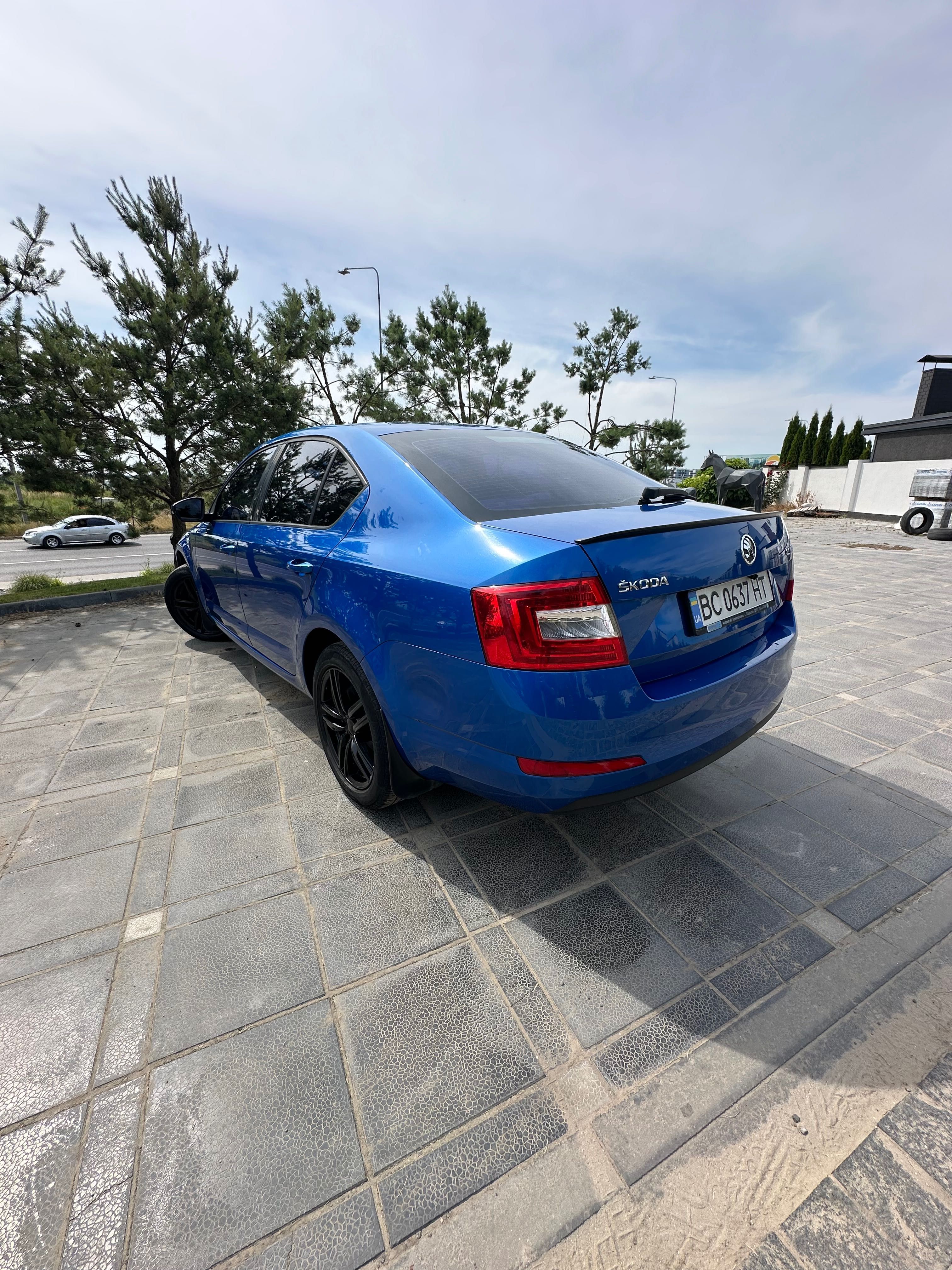 Продаж авто Skoda Octavia A7 2.0 дизель