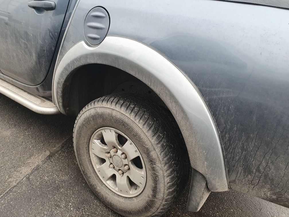 Арки L200 Mitsubishi L200 2006-2015 накладки на крылья