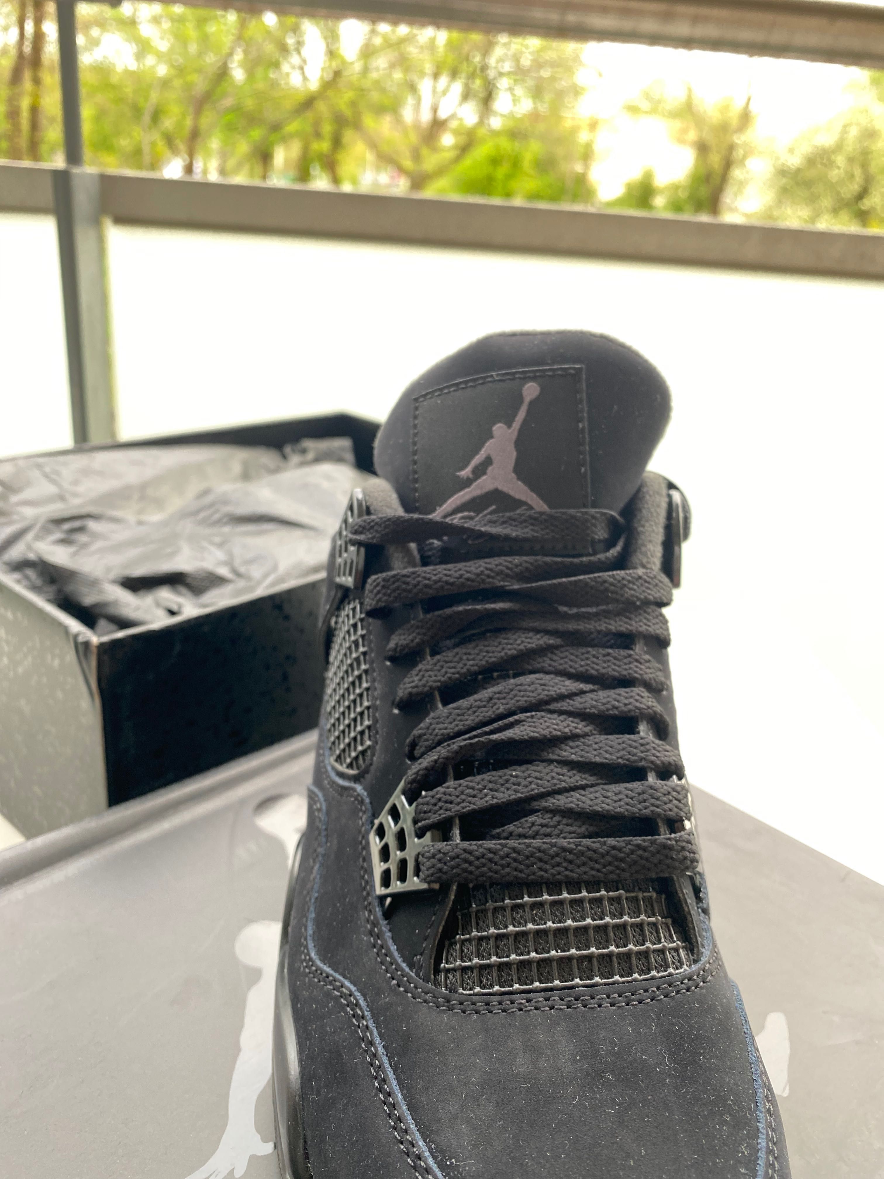 Nike Air Jordan 4 Black Cat