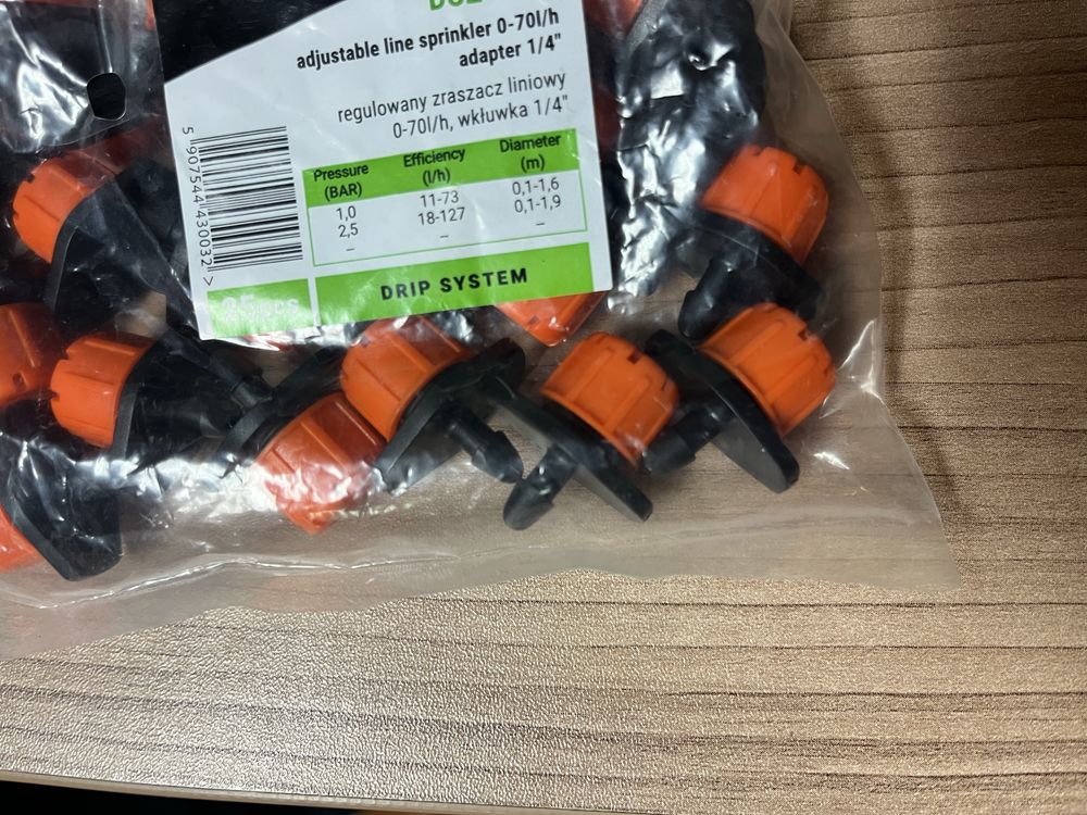 Regulowany zraszacz liniowy 70L/h wkuwka 1/4 cena za 100szt.