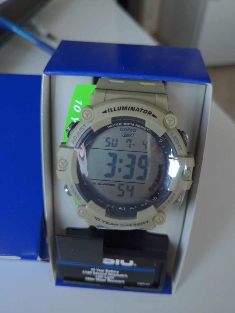 часы водонепроницвемые, для военных  military .Casio AE - 1500 wh