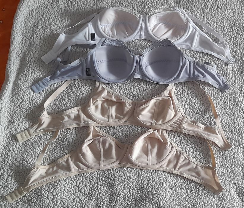 Biustonosze 4 sztuki