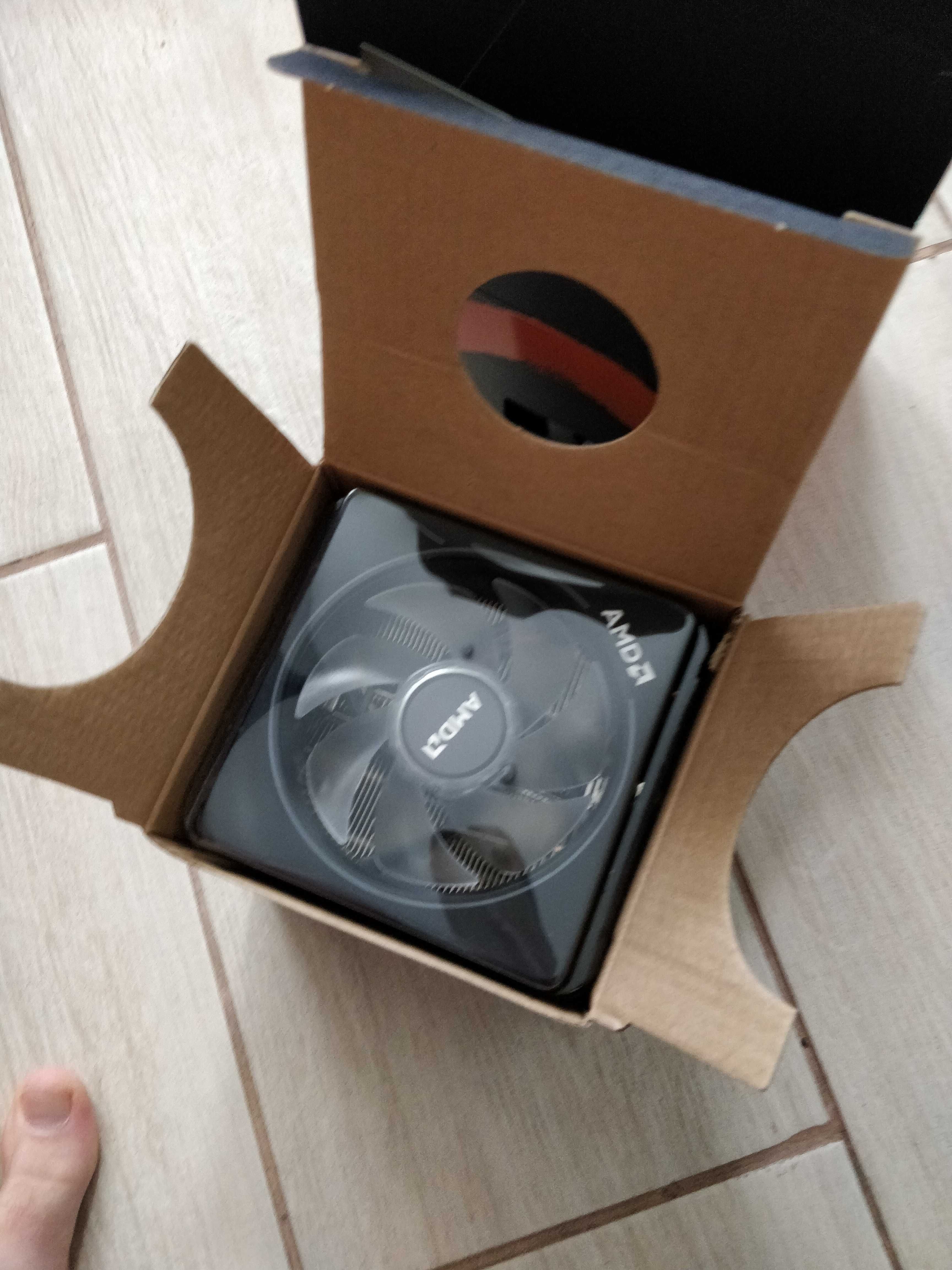 Кулер AMD Wraith Prism LED RGB (712-000075)