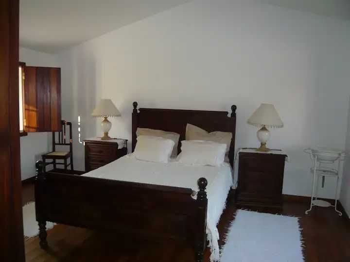 Casa de Campo , aluga-se períodos curtos