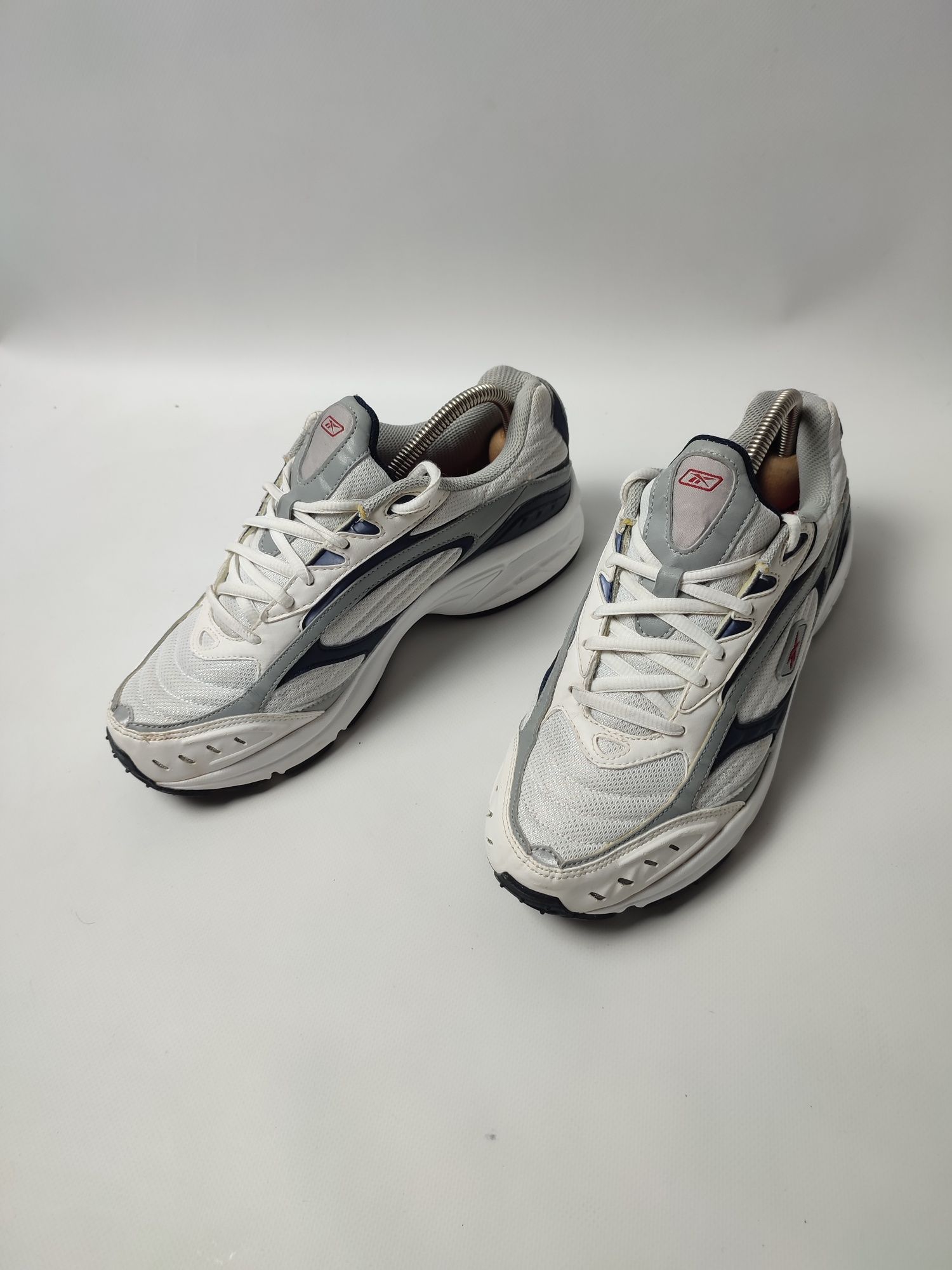 Кроссовки мужские Reebok EUR 42 ( 26,5-27 см) бу ориг 90х  винтажные