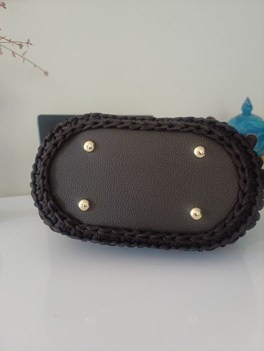 Torebka ręcznie robiona na szydełku