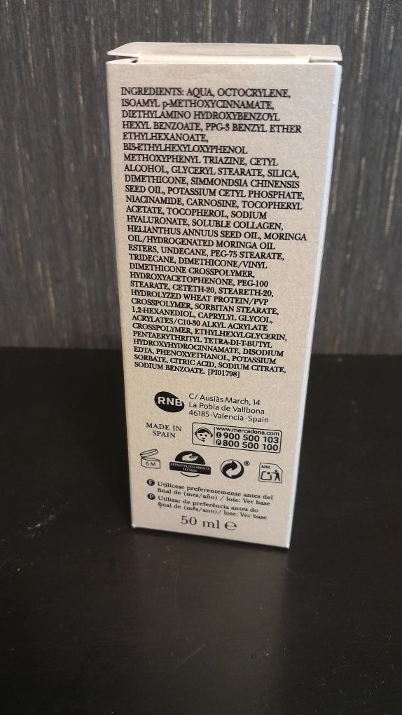 Creme facial dia Deliplus antimanchas spf 50