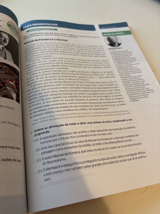 Manual “Novos Percursos Profissionais/Português”