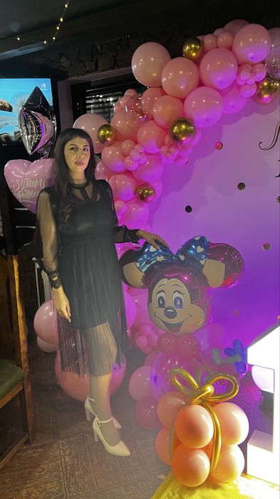 Вечірня сукня, М