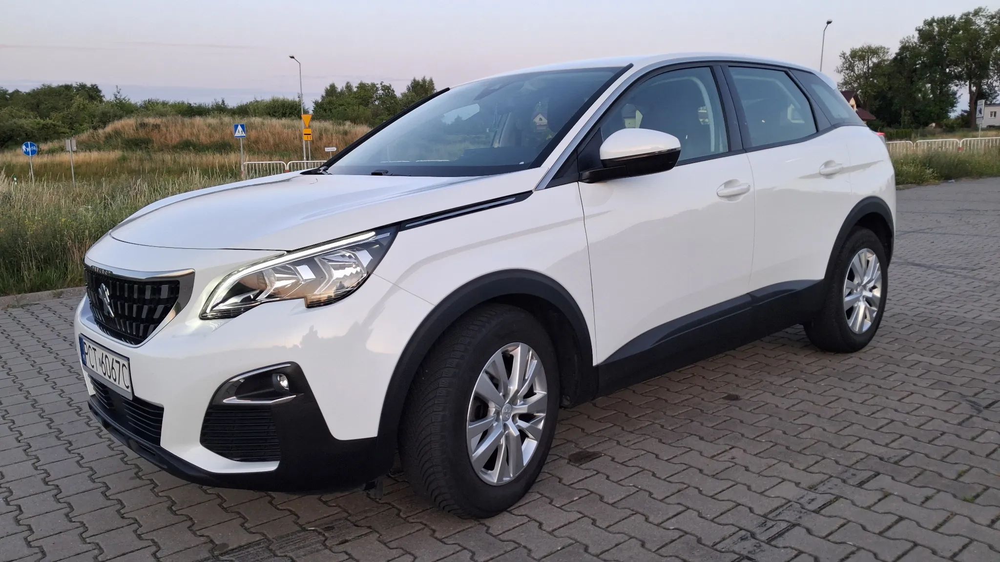 Peugeot 3008 I-Cockpit, czytanie znaków, stan bardzo dobry
