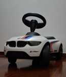 Carro Infantil sem pedais (BMW BABY RACER III M SPORT)