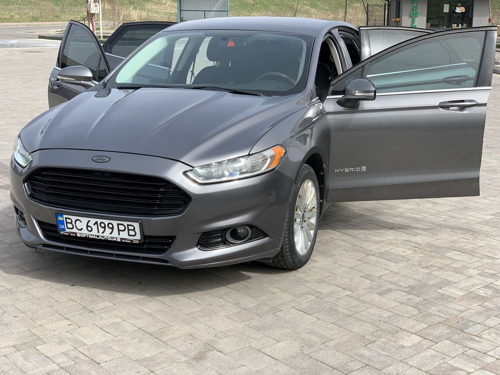 Ford Fusion hubrid