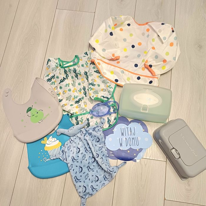 Śliniaki i fartuszki dla dziecka