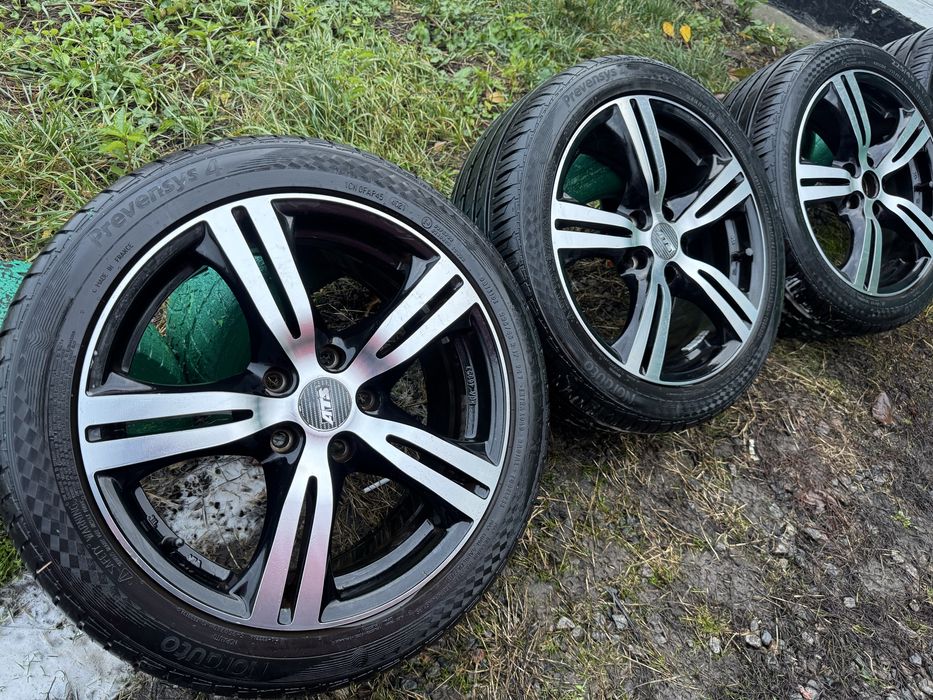 Комлект дисків 225/45/17 з резиною 5X112 VW/Skoda/Seat