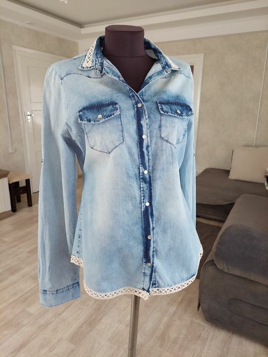 Женская джинсовая рубашка 46 размер
