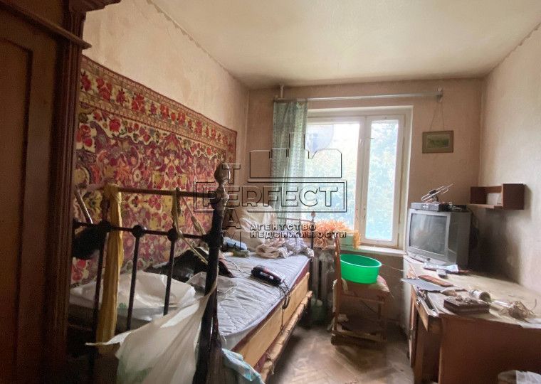 Продаж 3-кімнатної квартири на Доманицького 4 (Генерала Потапова)