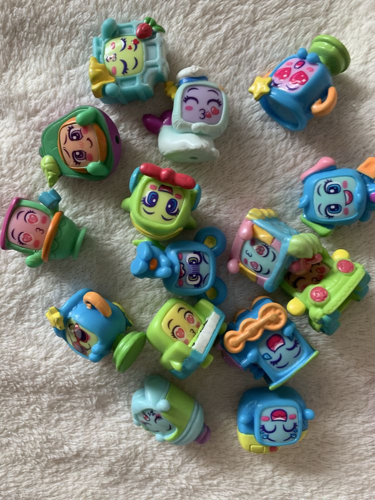 Zestaw 43 figurek Moji pops
