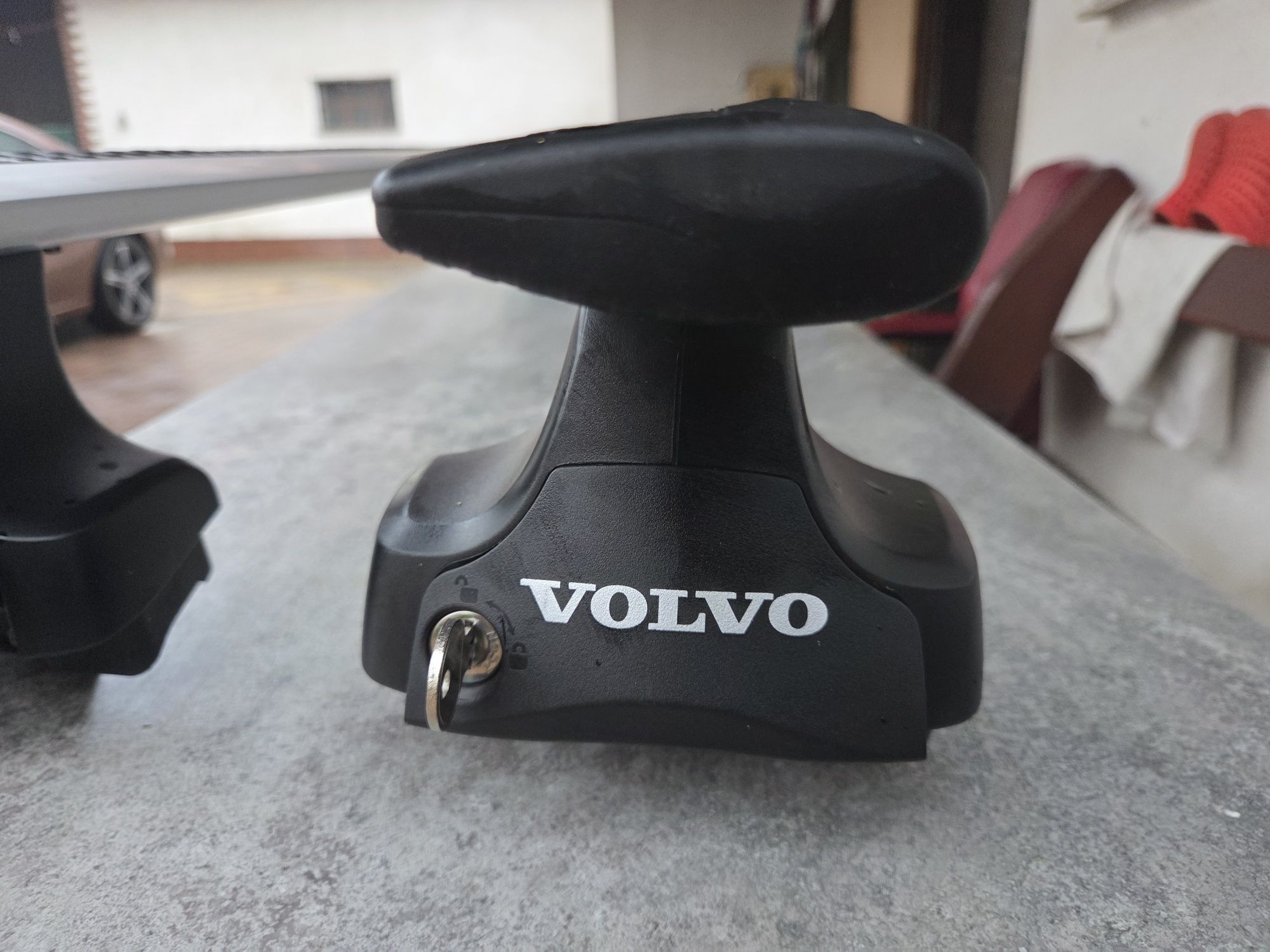 Relingi poprzeczki bagażnik dachowy Volvo S60 18- oryginalne