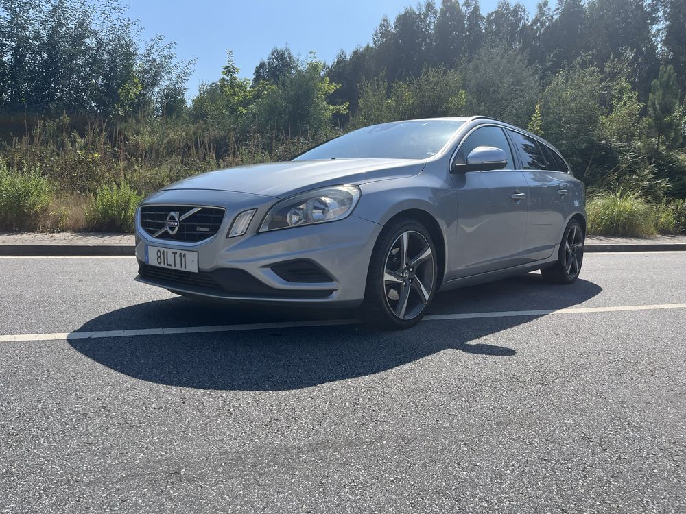 Volvo V60 D3 R-Design