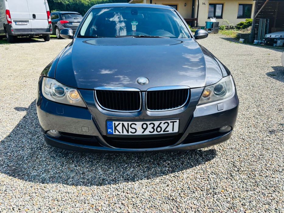 BMW e90/163PS/Automat/PoCeramice!Styling18”/DużaNavi/Skóra/NoweOpony