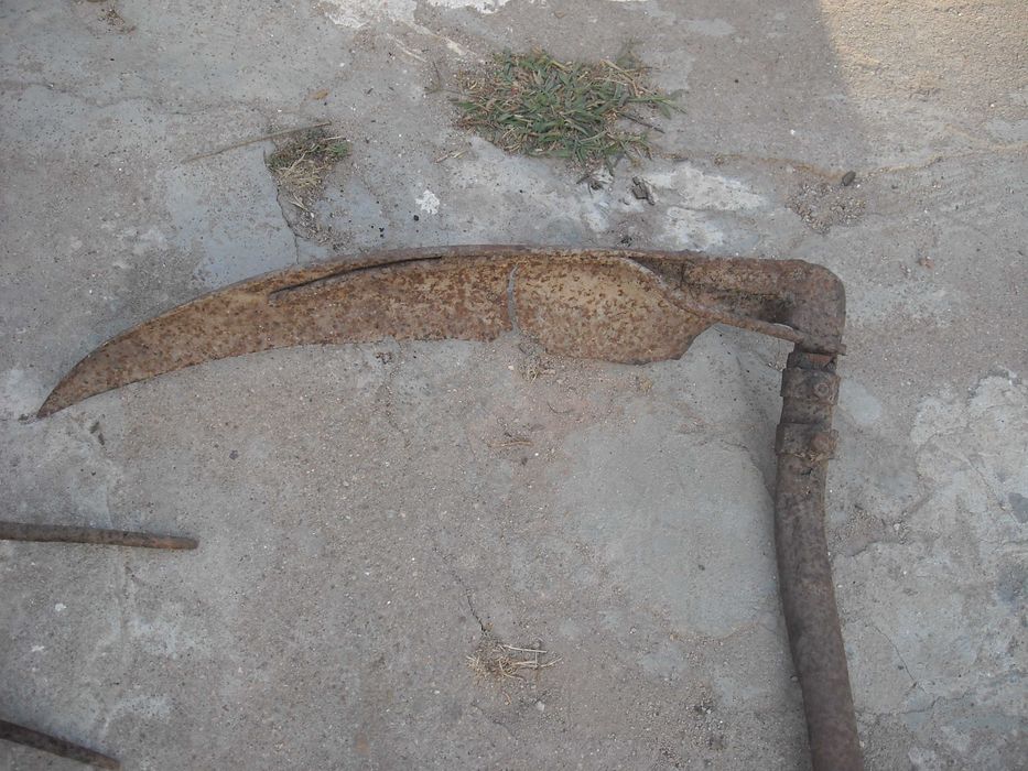 Ferramentas alfaias agricolas antigas diversas