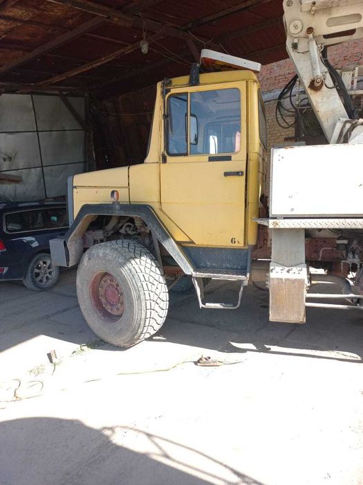 Автовишка стояла на Івеко 4х4 17м  кран вишка підйомник В Наявності!