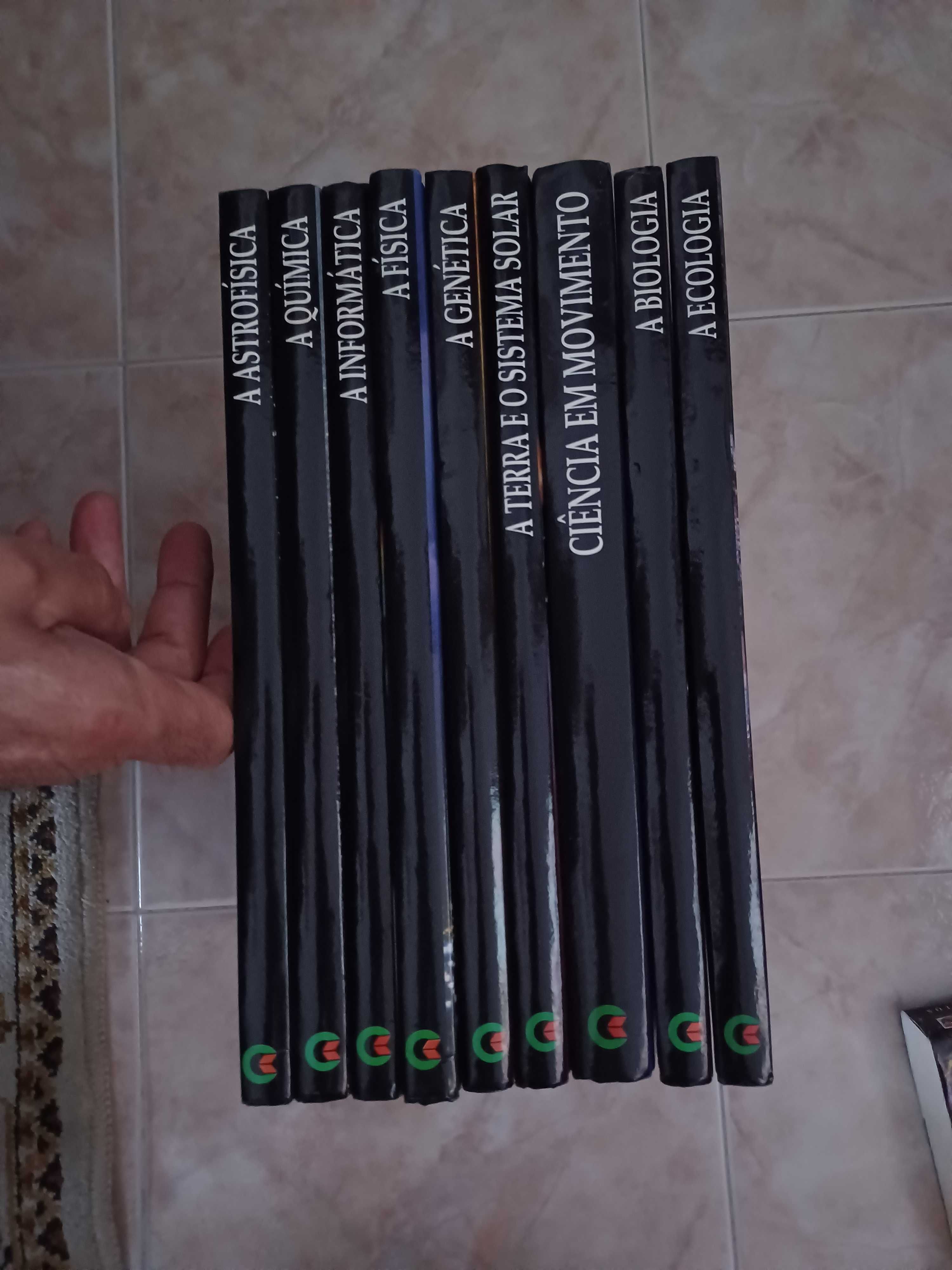 Livros Didáticos