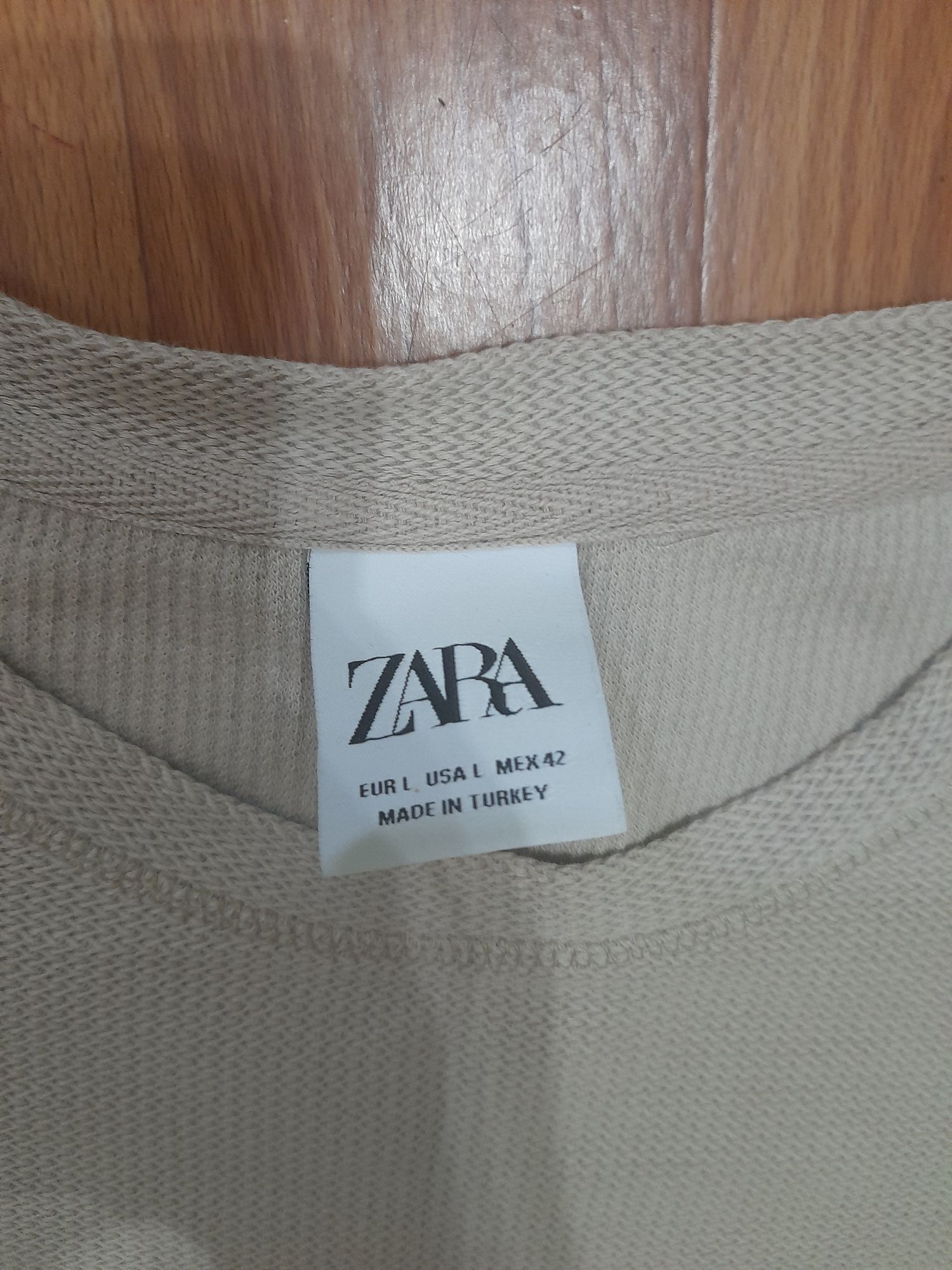 Футболка ZARA продам