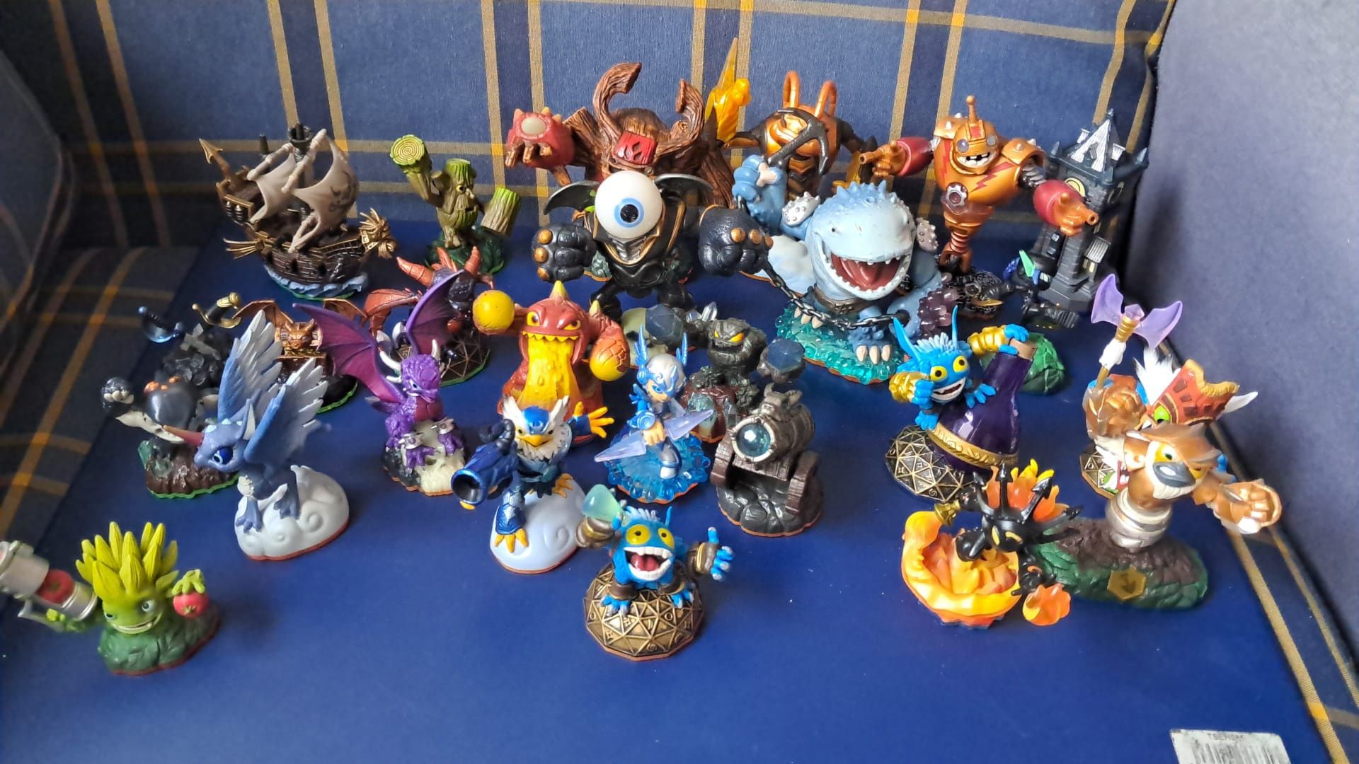 Lote Skylanders e portal