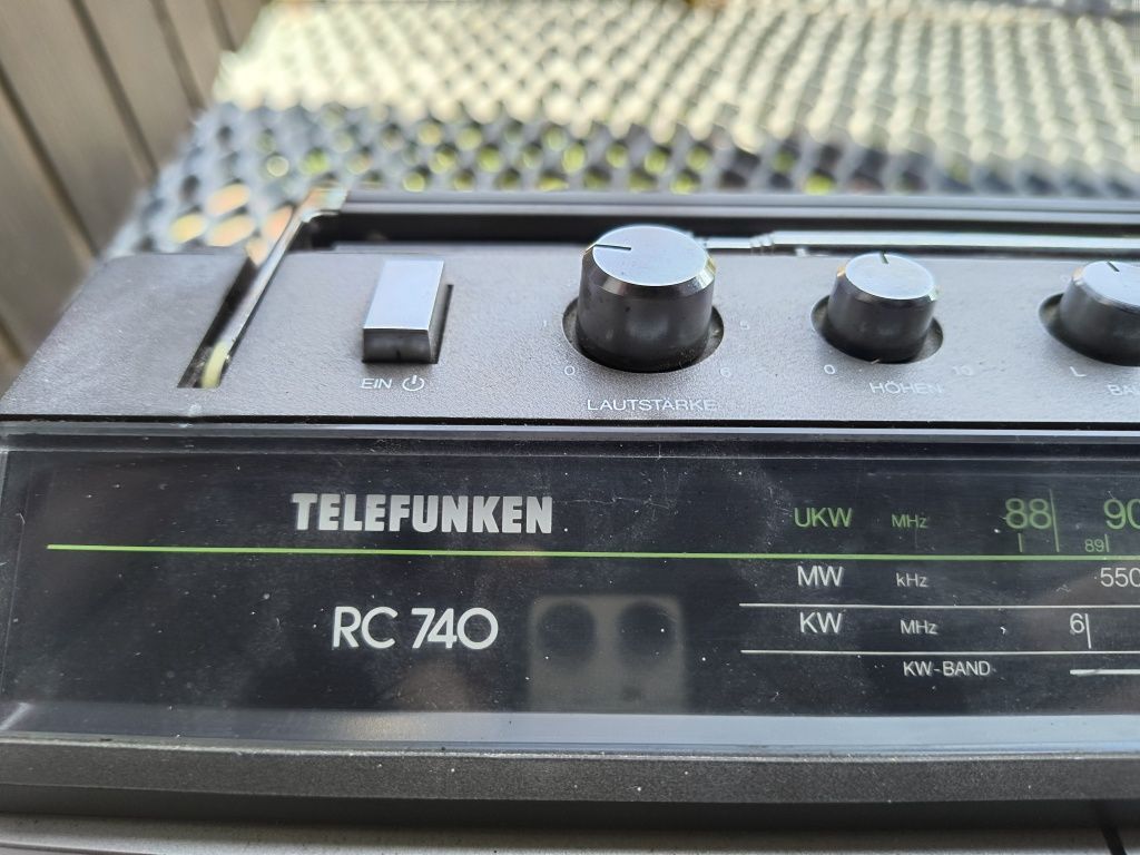 Radiomagnetofon Tekefunken