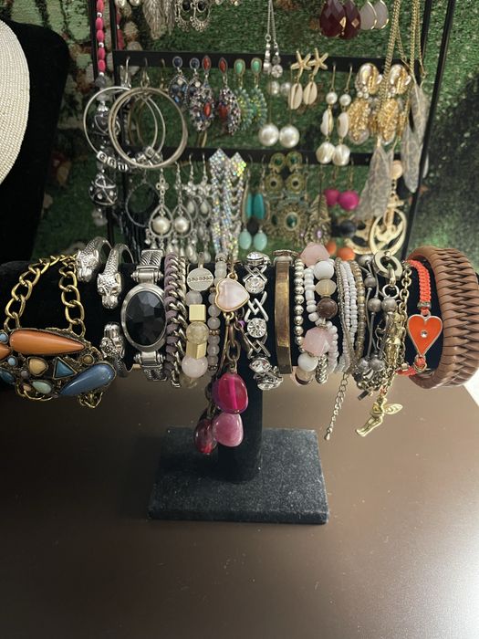Pulseiras variadas