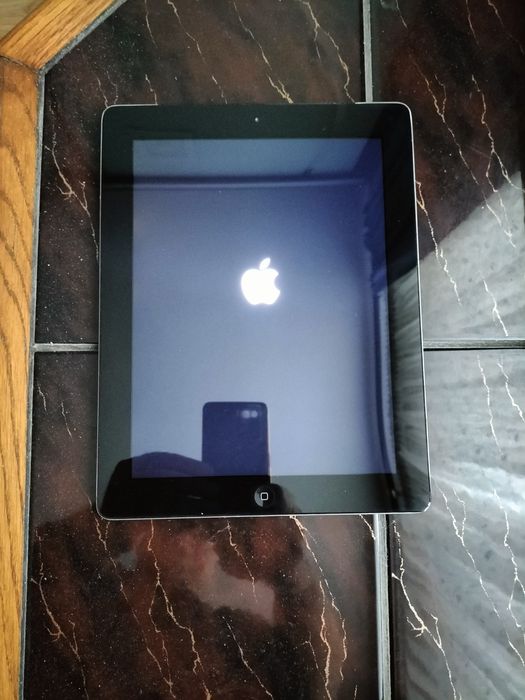 iPad 2 MC774RSJ2 -32gb
