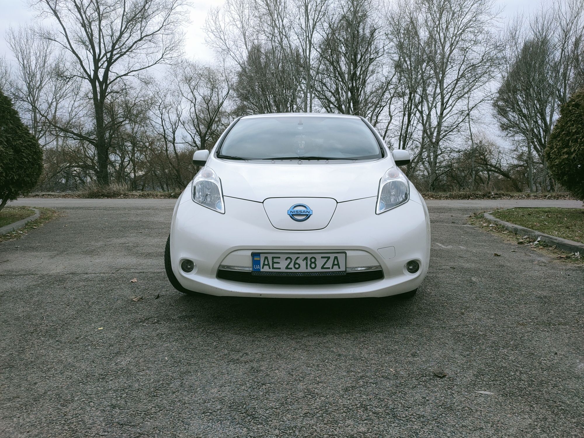 Продам Nissan Leaf 2015