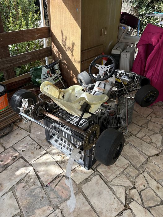 Kart 80cc + muito material