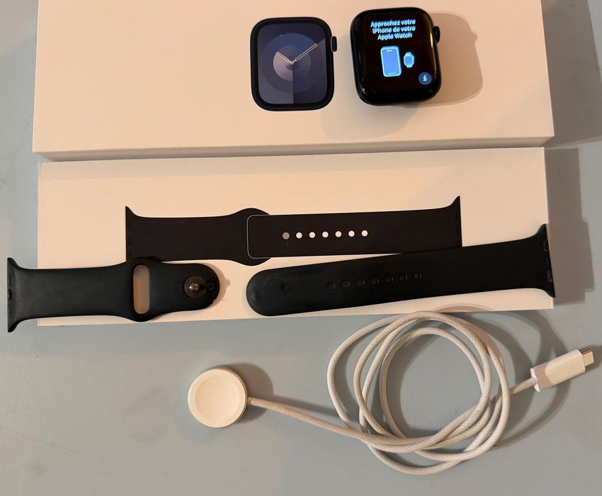 Apple Watch Series 9 45 mm GPS + Cellular