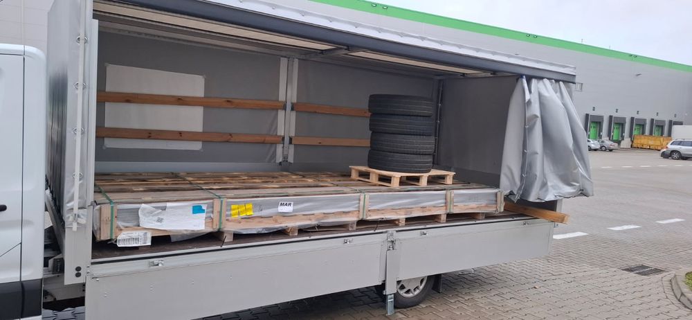 Zabudowa dostawczaka / furgonetki / busa (skrzynia z plandeką)