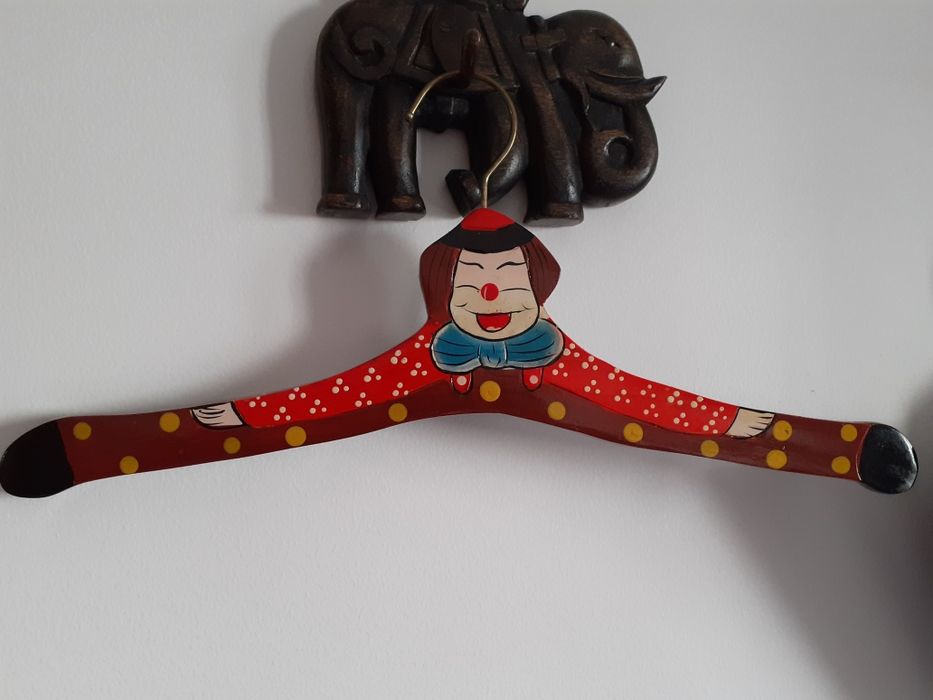 Bonita prenda Cabide de madeira Original